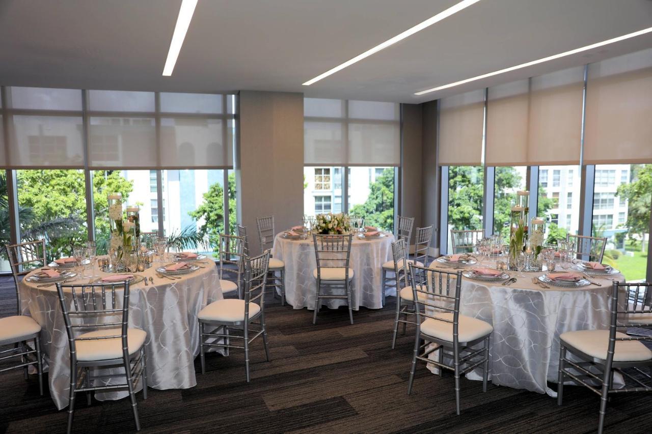 Residence Inn Miami Sunny Isles Beach Eksteriør billede